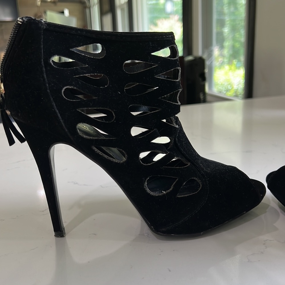 Heels Size 8